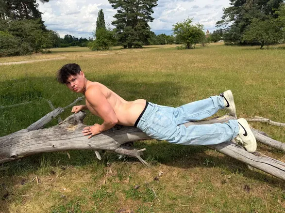 OnlyFans cuenta jadensinner header 2