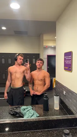 OnlyFans account  itsjakenissac header 2