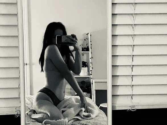 OnlyFans cuenta lilgirlyxxx header 2