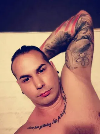 OnlyFans account  u113492988 header 2