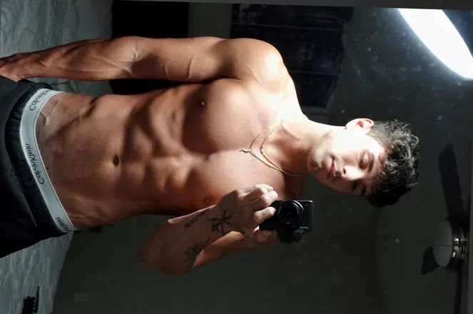 OnlyFans cuenta dylannichols header 2