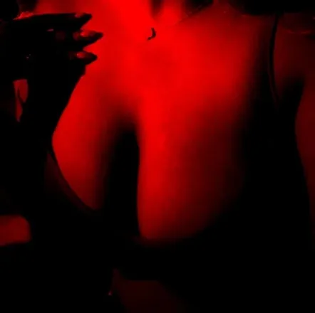 OnlyFans cuenta chloehart_868 header 2