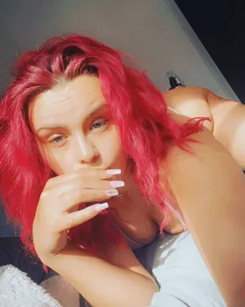 OnlyFans cuenta redz_xo avatar 1