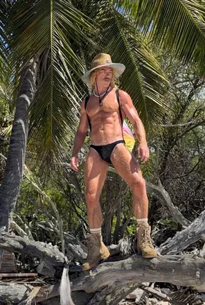 OnlyFans account  dwchase avatar 1