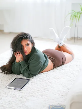 OnlyFans of marianellaaragon
