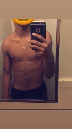 OnlyFans cuenta whorunit305 avatar 1