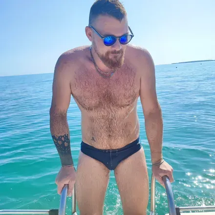 OnlyFans cuenta italiangingerbear header 2