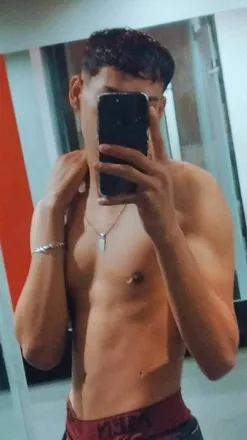 OnlyFans cuenta frankin210 header 2