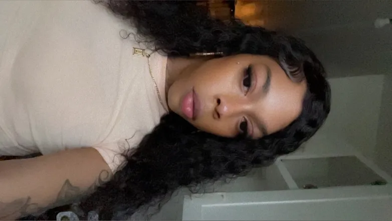 OnlyFans cuenta juicyjasz header 2