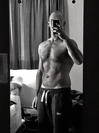 OnlyFans cuenta rupertgrove header 2