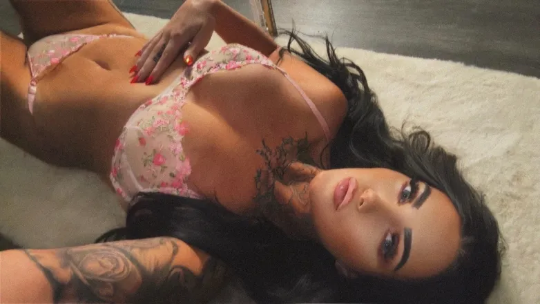 OnlyFans account  thatturbogirl header 2