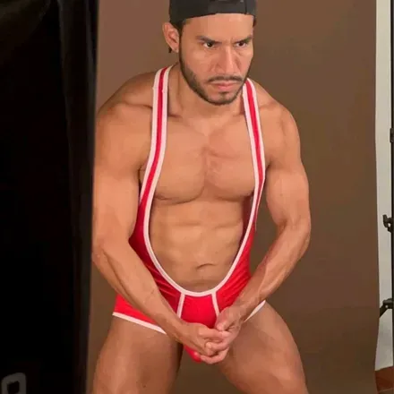 OnlyFans account  eynarlevy avatar 1