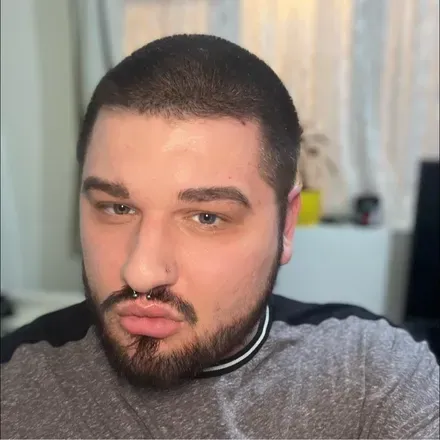 OnlyFans account  jjxxxgay avatar 1