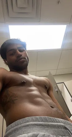 OnlyFans cuenta hungfatherr header 2