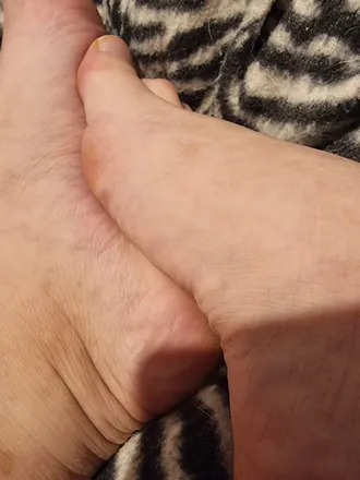 OnlyFans account  tits4mo header 2