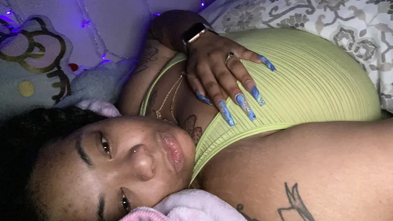 OnlyFans cuenta gorgyyellabone header 2
