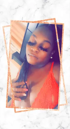 OnlyFans cuenta prettyblack30 header 2