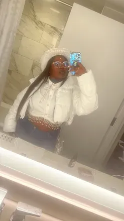 OnlyFans cuenta flowerbomb95 avatar 1