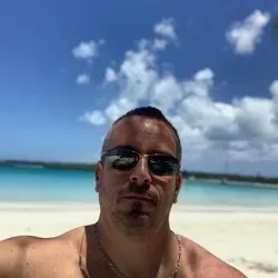 OnlyFans cuenta guyparis93 avatar 1