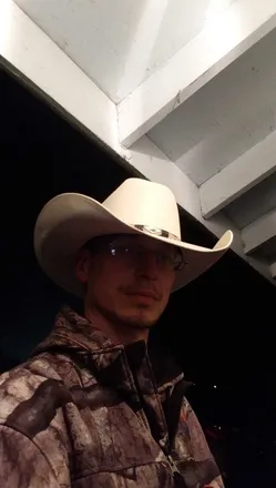 OnlyFans cuenta cowboychris218 header 2