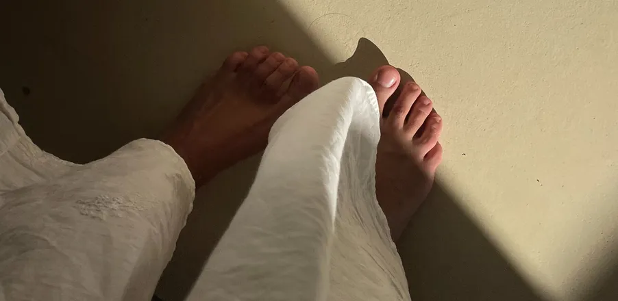 OnlyFans cuenta feetinfluencer header 2