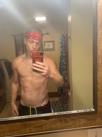 OnlyFans cuenta jaron666 avatar 1
