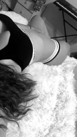 OnlyFans cuenta devils.princess.1 header 2
