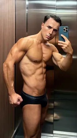 OnlyFans cuenta premium_stud avatar 1