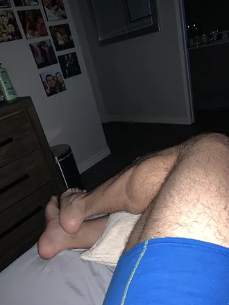 OnlyFans cuenta footfetishandpeefantasy header 2