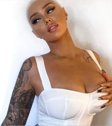 OnlyFans cuenta llaurajennifer avatar 1