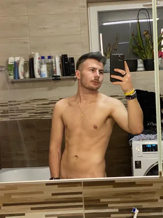 OnlyFans cuenta bpmaki header 2