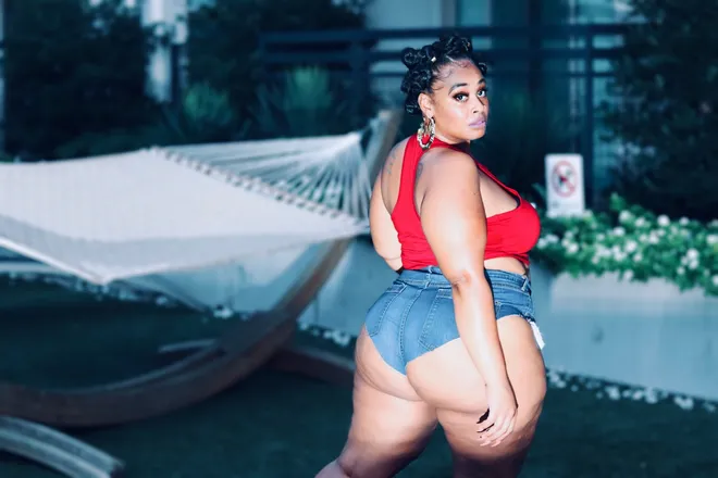 OnlyFans cuenta meme_sojucee header 2
