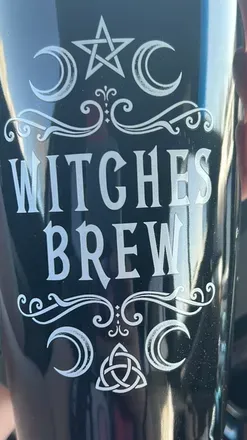 OnlyFans cuenta nerdynwitchy header 2