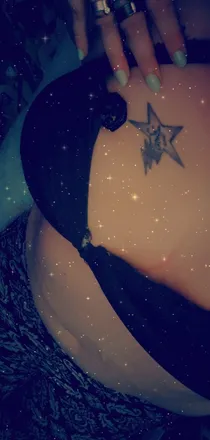 OnlyFans account  une_lunatiline_coquine header 2