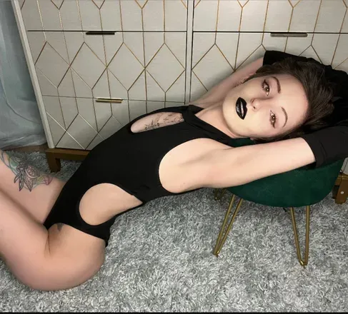 OnlyFans cuenta spicysqueaksfree header 2