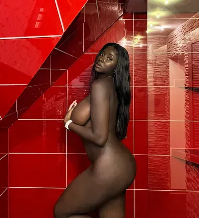 OnlyFans account  sophiaawest avatar 1