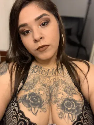 OnlyFans account  veeebae avatar 1