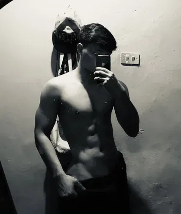 OnlyFans cuenta gooboy0423 avatar 1