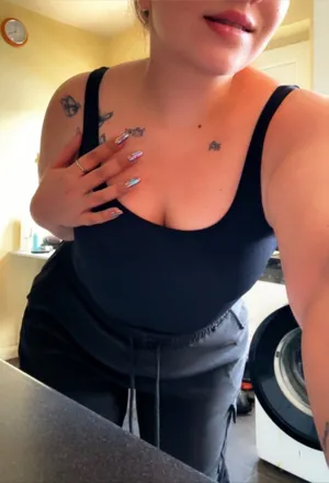 OnlyFans cuenta ukprincess_ellie header 2