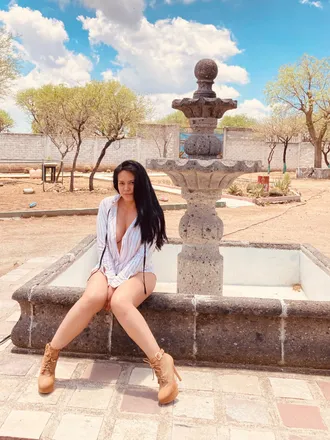 OnlyFans cuenta nairobi_hotti header 2