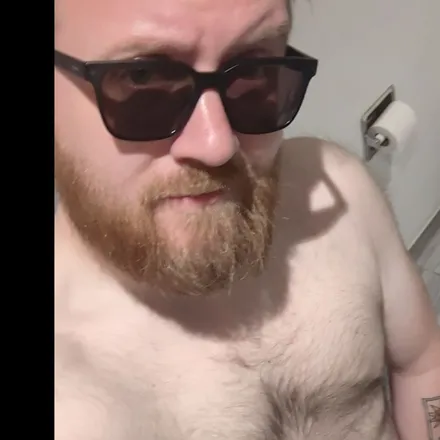 OnlyFans cuenta kinkbombthrower header 2