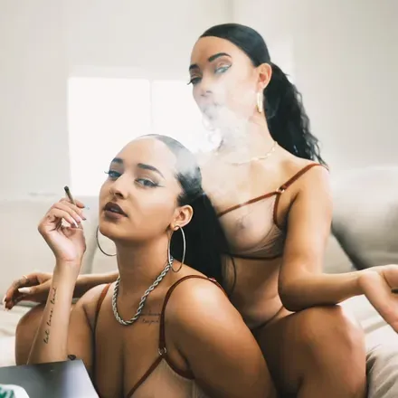 OnlyFans account  kassandcarly avatar 1