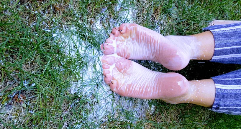 OnlyFans cuenta fleshfeet header 2