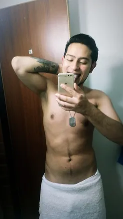 OnlyFans cuenta dragonugets97 header 2