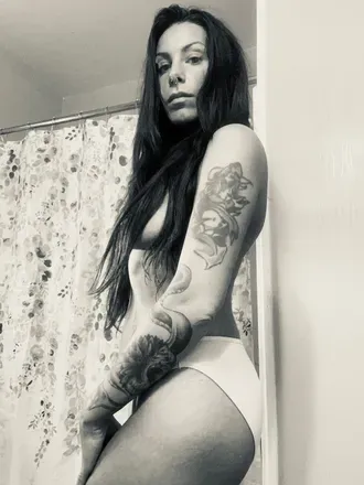 OnlyFans cuenta leecrystallee4 avatar 1
