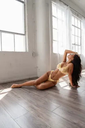 OnlyFans cuenta dariahadipour header 2