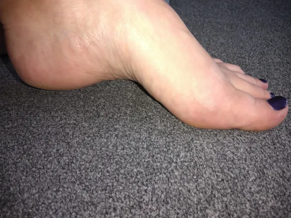 OnlyFans cuenta thefootmaiden header 2