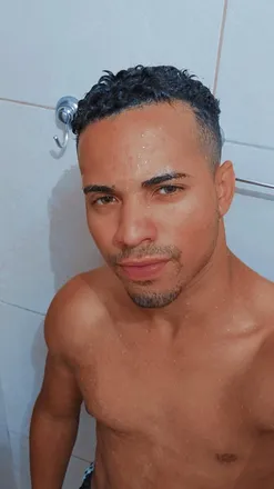 OnlyFans cuenta bruno-alex header 2