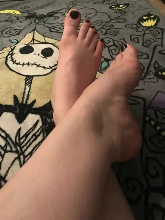 OnlyFans cuenta halloweenbabefeet avatar 1