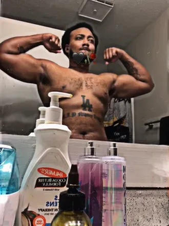 OnlyFans cuenta makaveli30 avatar 1